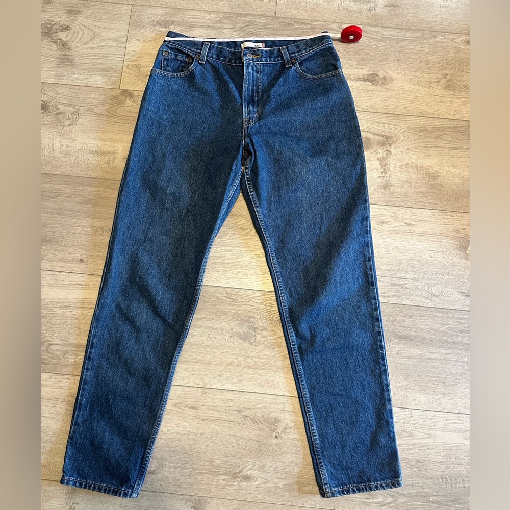 Levi's 550 relaxed tapered blue jeans size 14 L EUC
